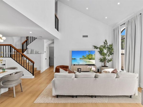 21216 Harbor Way, Unit 158-15, Aventura, FL 33180