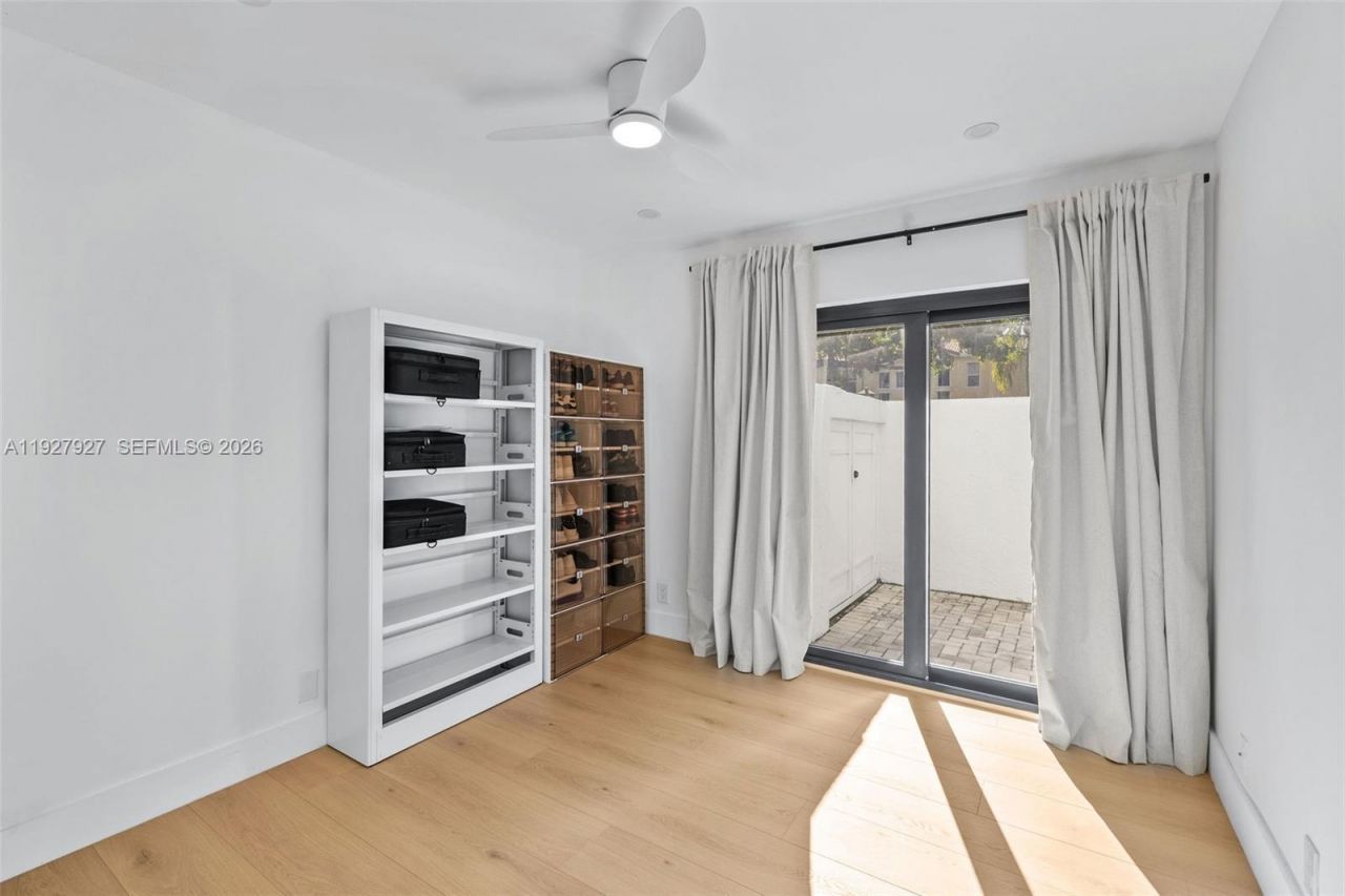 21216 Harbor Way, Unit 158-15, Aventura, FL 33180 Photo