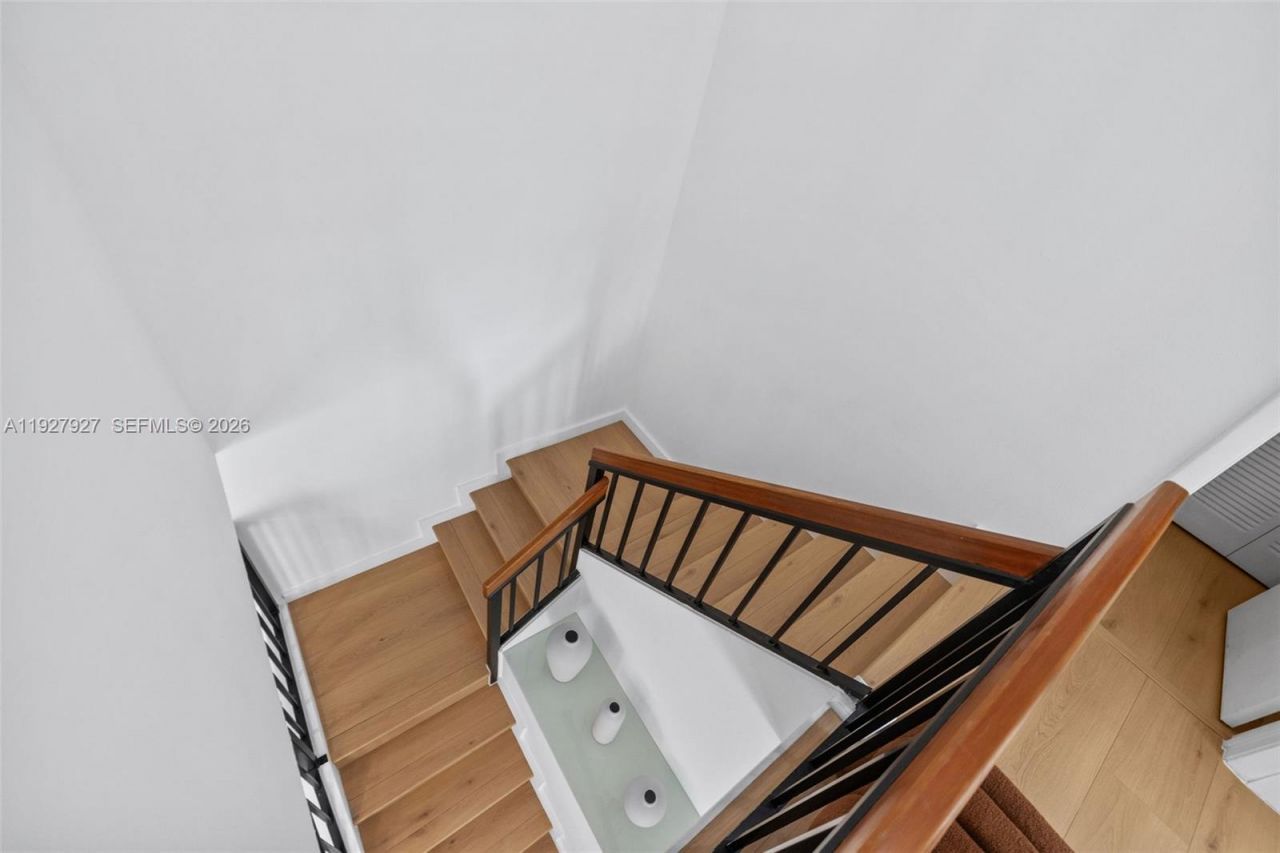 21216 Harbor Way, Unit 158-15, Aventura, FL 33180 Photo