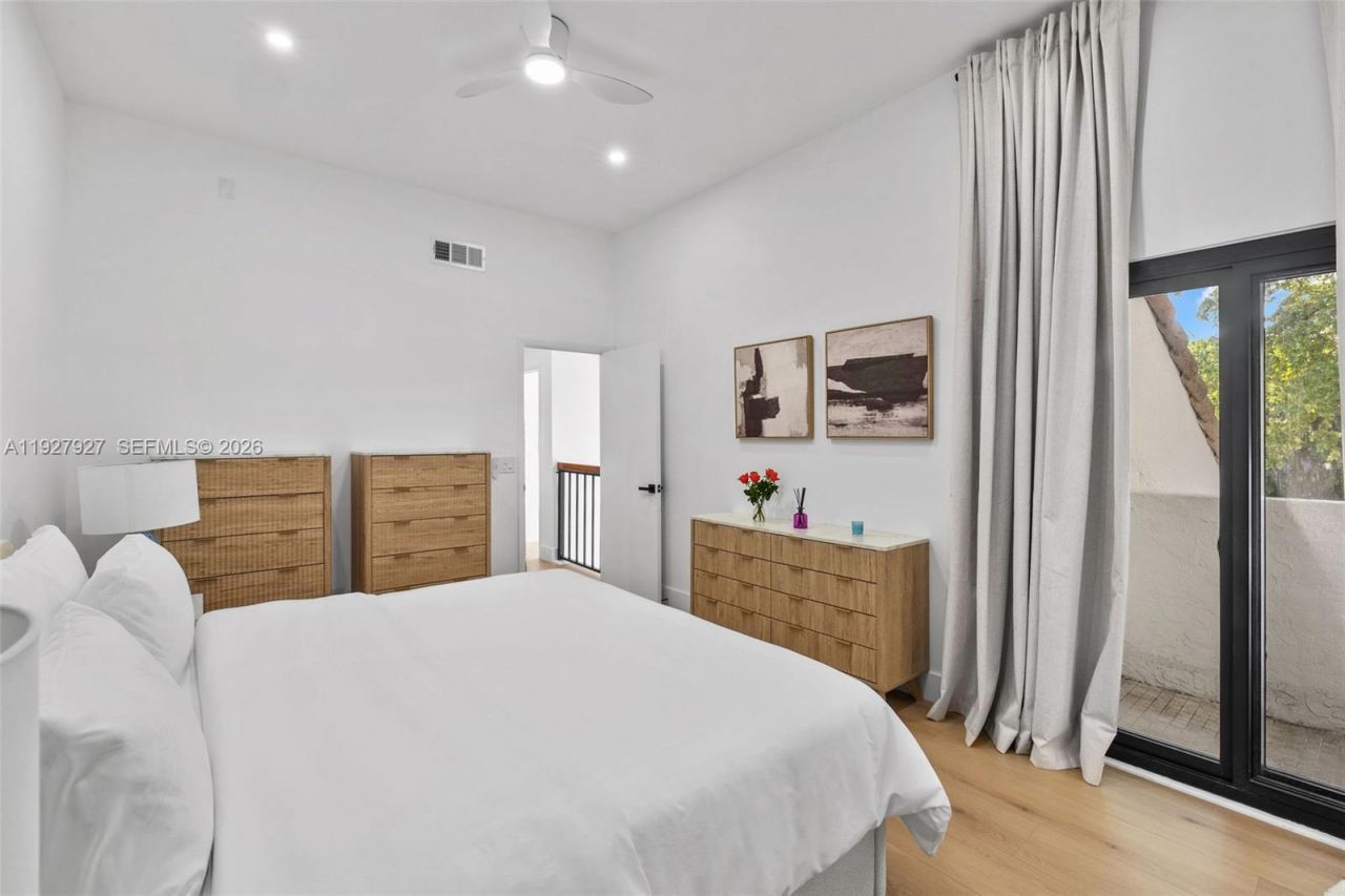 21216 Harbor Way, Unit 158-15, Aventura, FL 33180 Photo