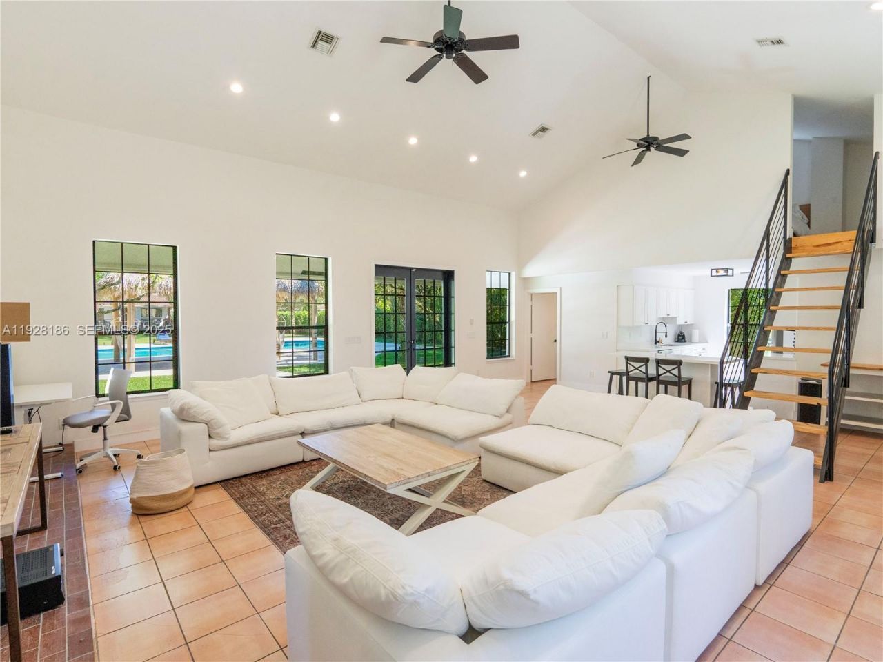 317 Bayberry Dr, Plantation, FL 33317 Photo