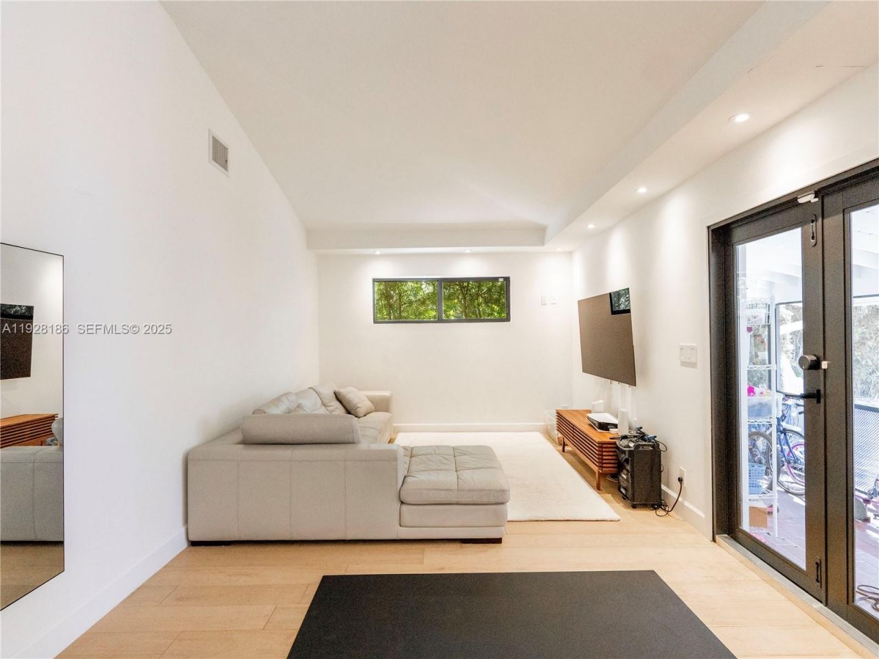 317 Bayberry Dr, Plantation, FL 33317 Photo