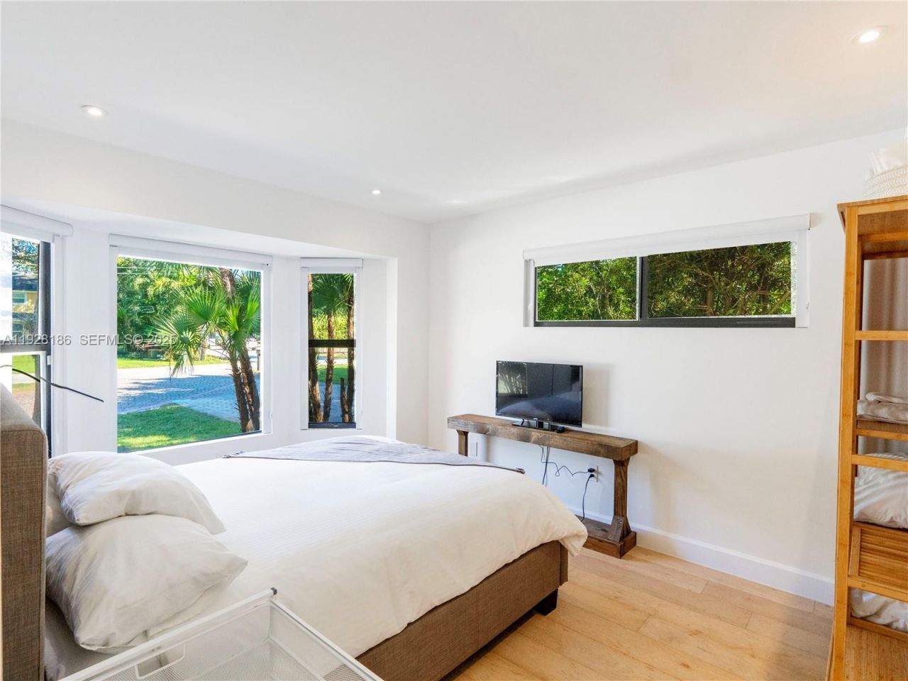 317 Bayberry Dr, Plantation, FL 33317 Photo