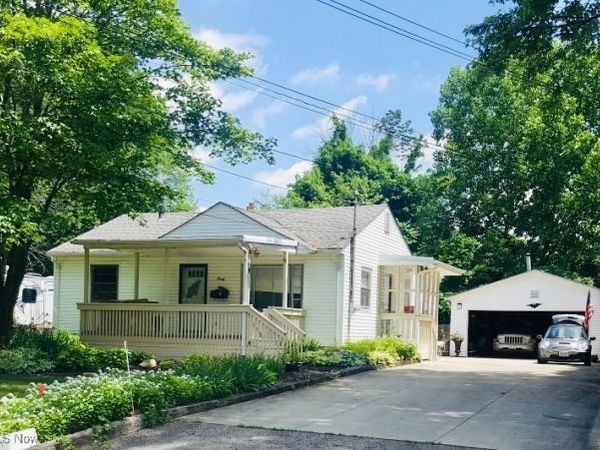 90 Maryann Road, Tallmadge, OH 44278