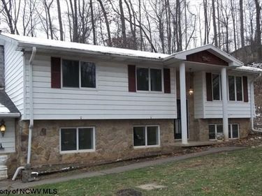 134 TURKEY RUN Road, Grafton, WV 26354