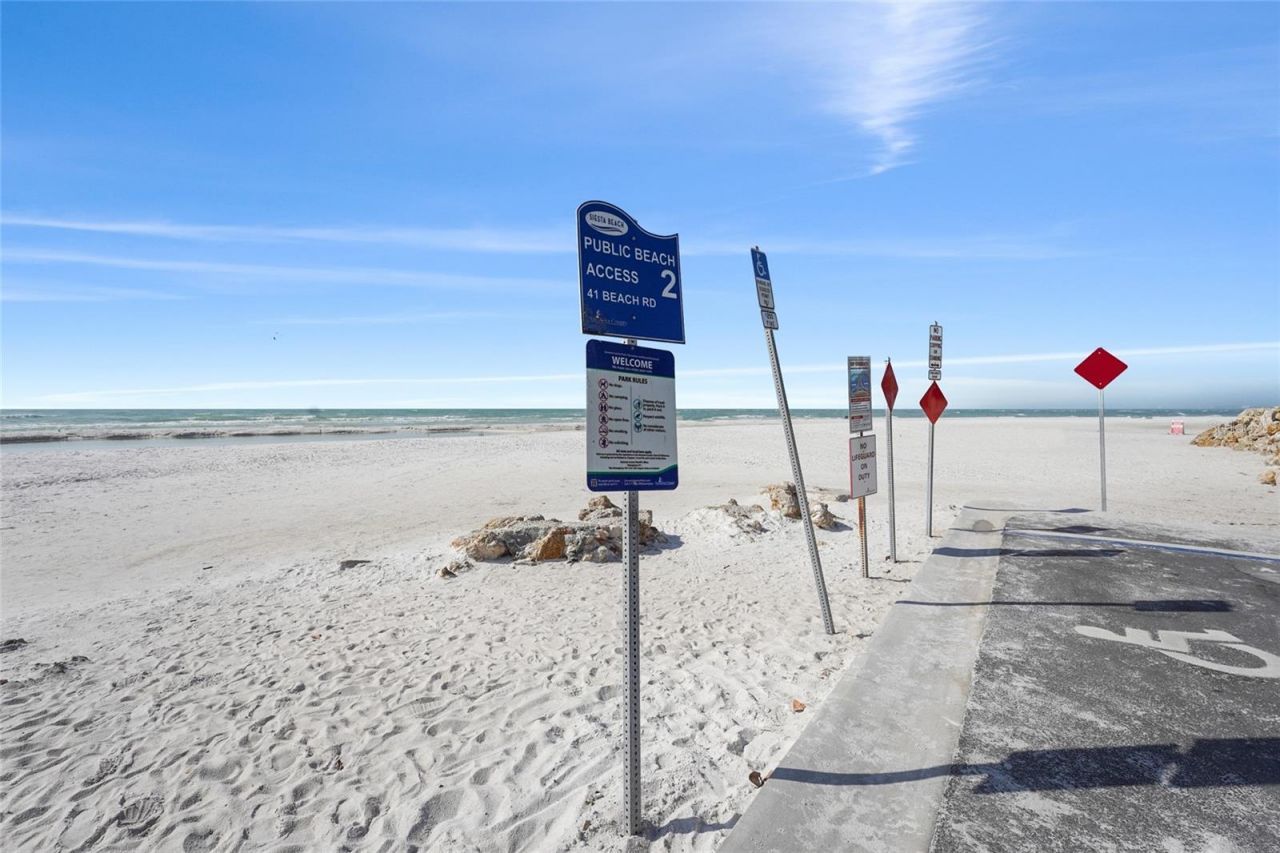 137 Avenida Messina, Unit 2, Sarasota, FL 34242 Photo