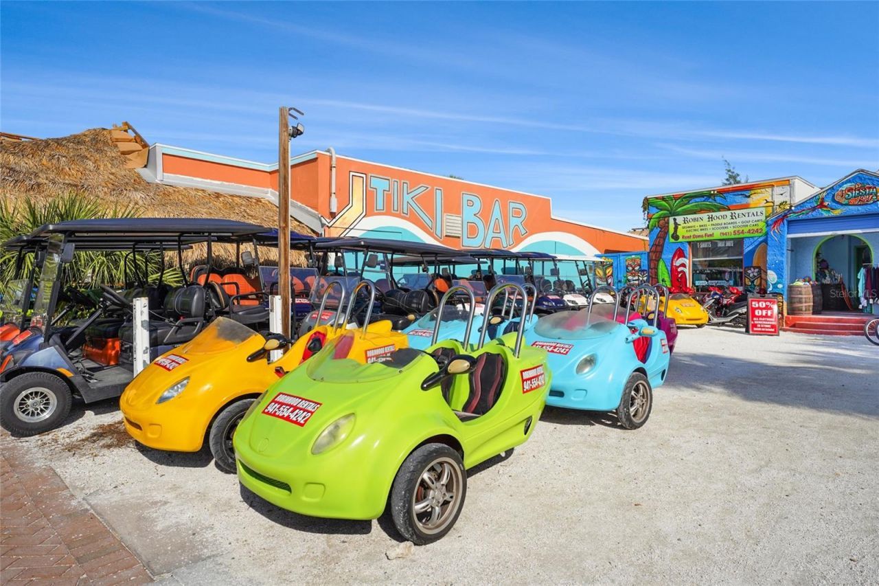 137 Avenida Messina, Unit 2, Sarasota, FL 34242 Photo