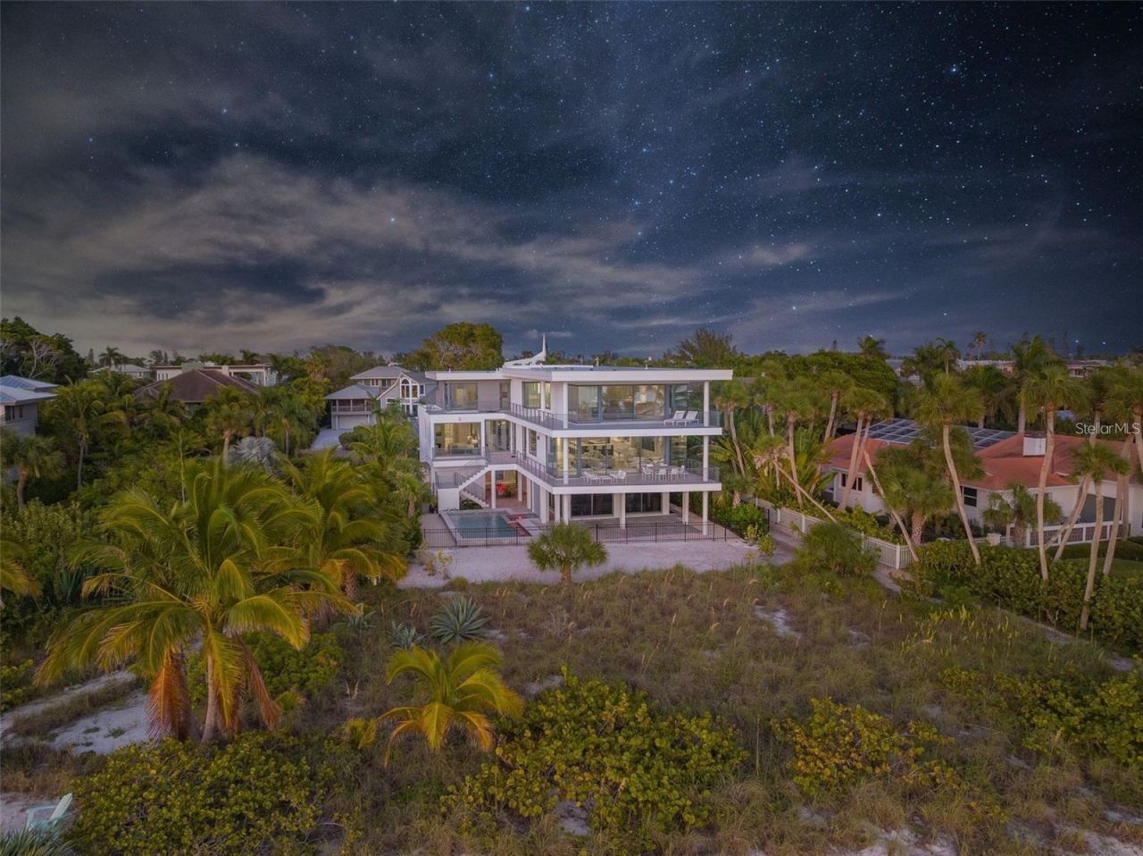 104 Sunset Lane, Holmes Beach, FL 34217 Photo