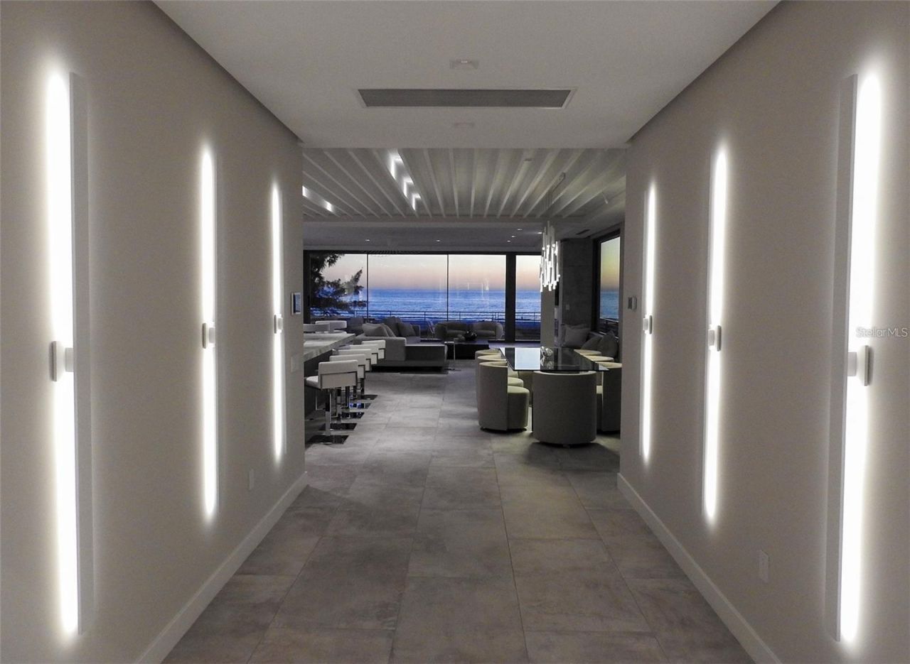 104 Sunset Lane, Holmes Beach, FL 34217 Photo