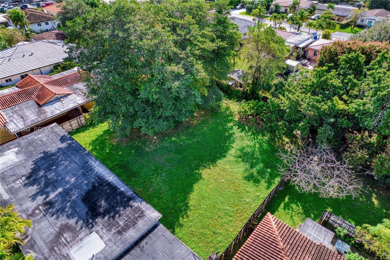 6550 SW 27th St, Miami, FL 33155 Photo