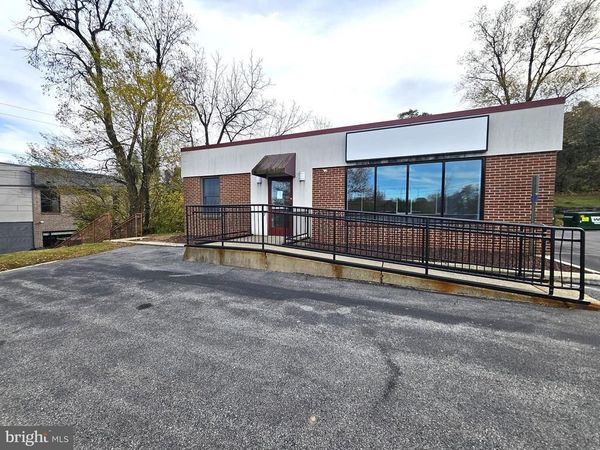 3404 HAMILTON BOULEVARD, ALLENTOWN, PA 18103