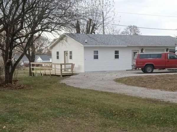 44 Lafayette Street, Saunemin, IL 61769