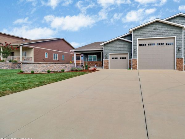 533 Holly Tree Drive, Crossville, TN 38555