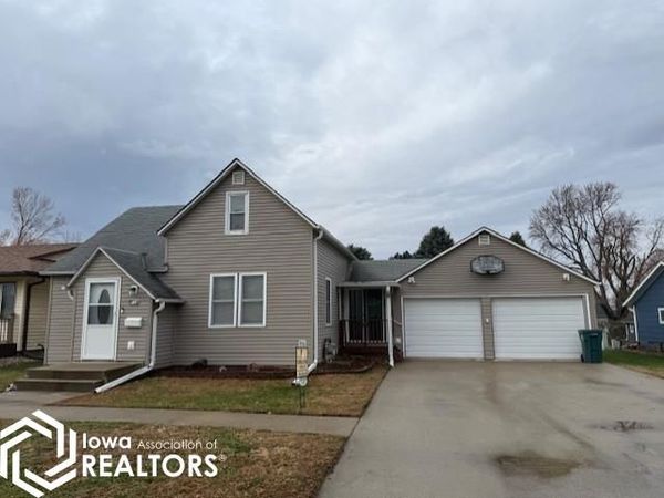 512 NW Colorado Avenue, Orange City, IA 51041