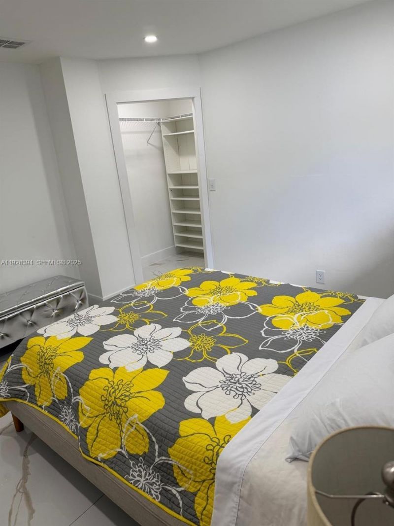 209 NW 7th Ct, Unit 1-2, Hallandale Beach, FL 33009 Photo