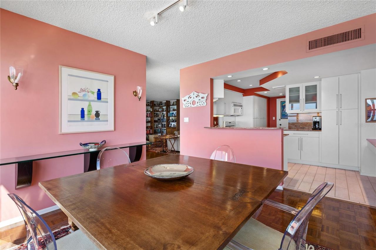 601 Longboat Club Road, Unit 902S, Longboat Key, FL 34228 Photo