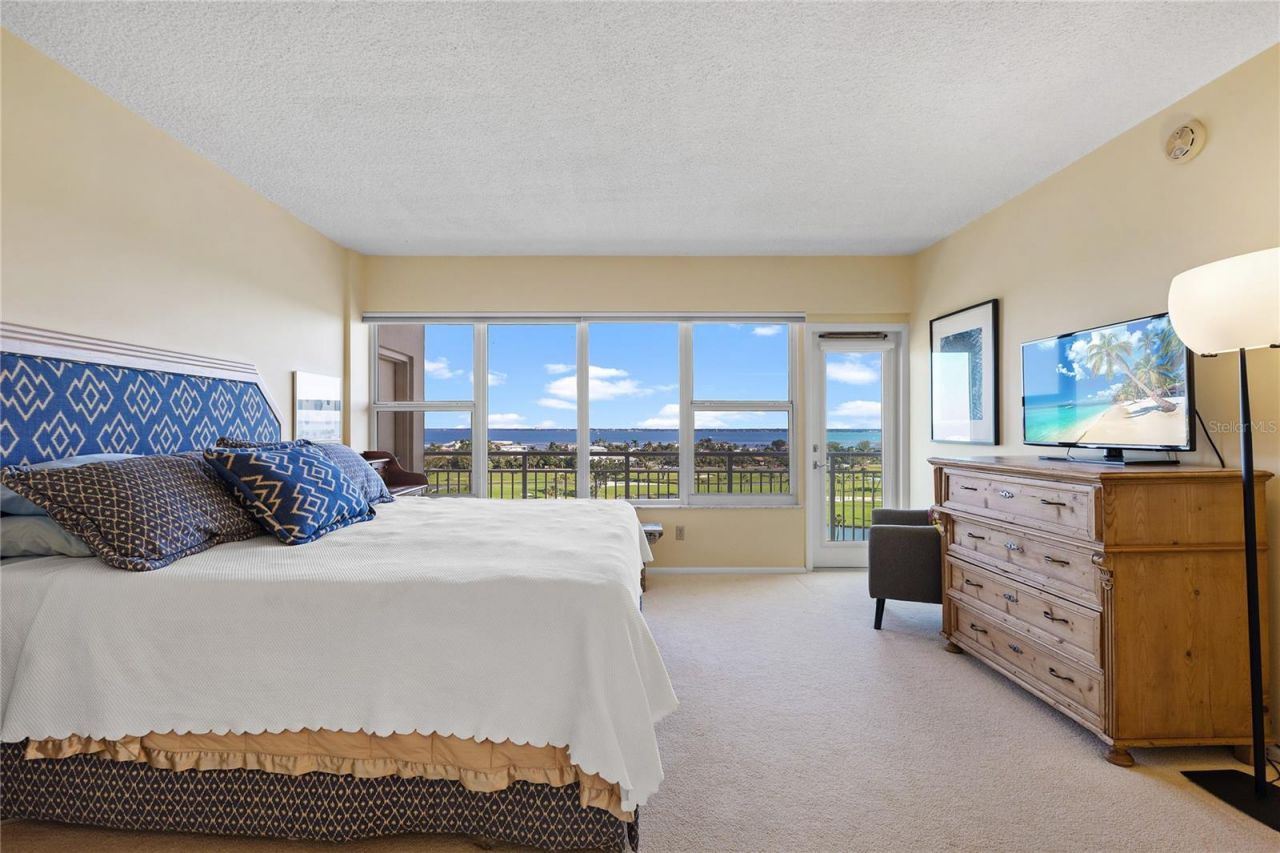 601 Longboat Club Road, Unit 902S, Longboat Key, FL 34228 Photo