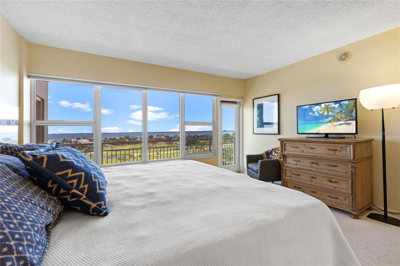 601 Longboat Club Road, Unit 902S, Longboat Key, FL 34228 Photo