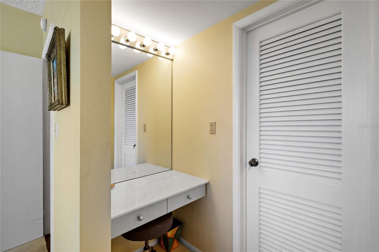 601 Longboat Club Road, Unit 902S, Longboat Key, FL 34228 Photo