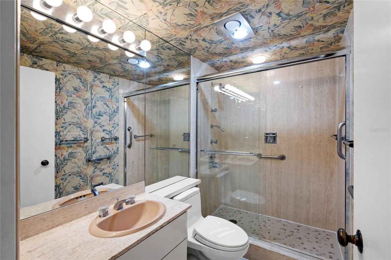 601 Longboat Club Road, Unit 902S, Longboat Key, FL 34228 Photo