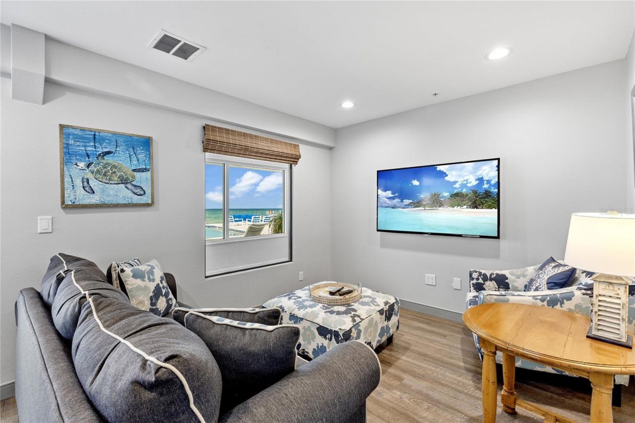 601 Longboat Club Road, Unit 902S, Longboat Key, FL 34228 Photo