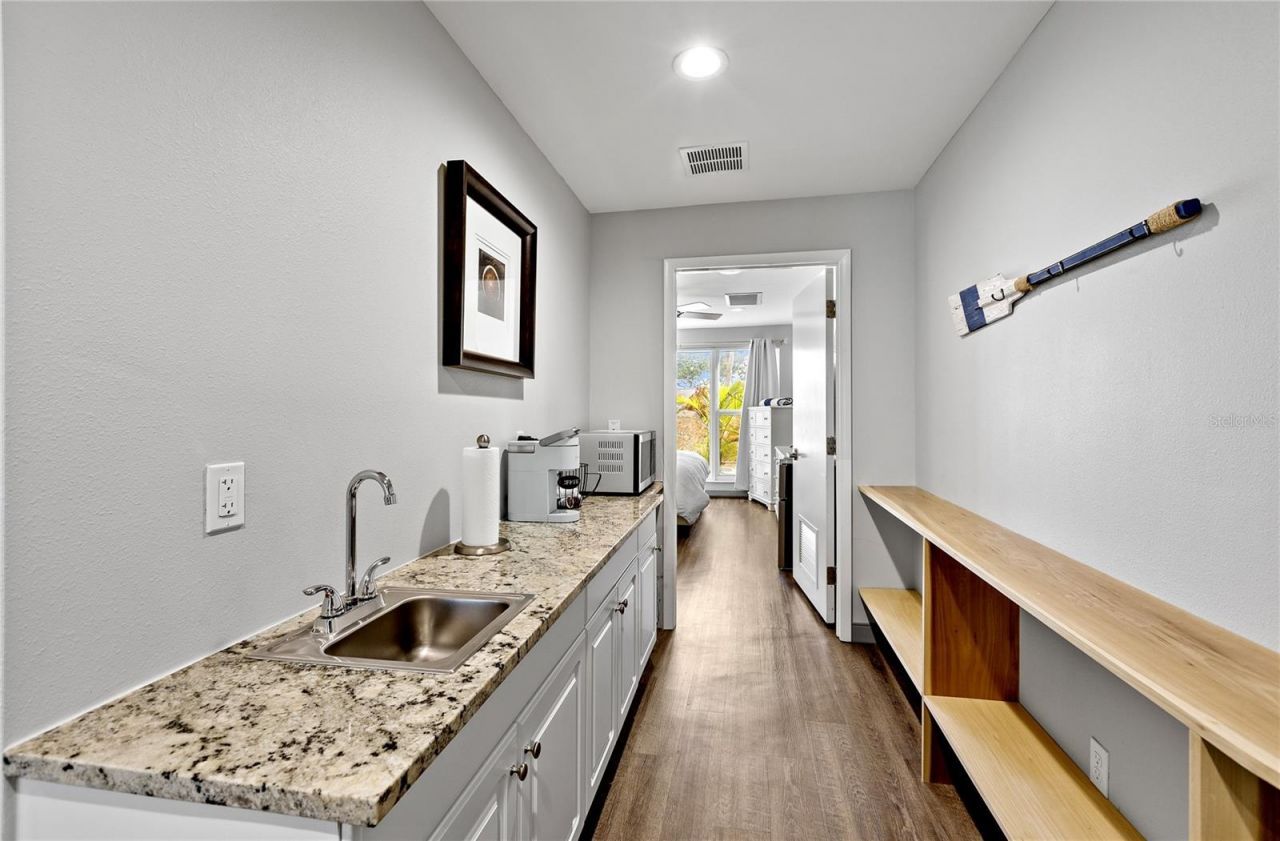 601 Longboat Club Road, Unit 902S, Longboat Key, FL 34228 Photo