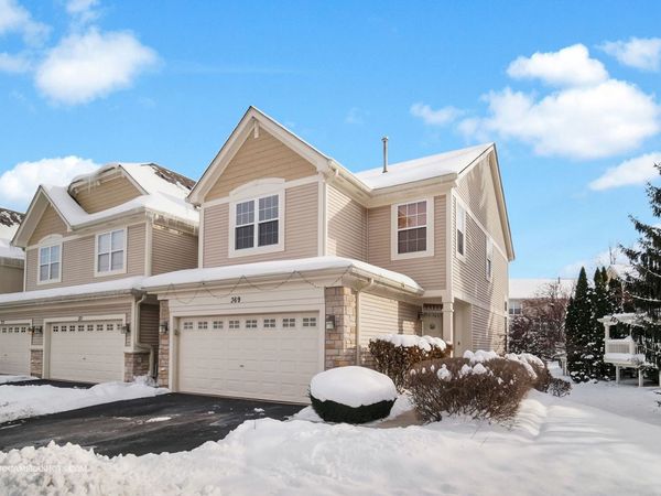 369 Vaughn Circle, Aurora, IL 60502