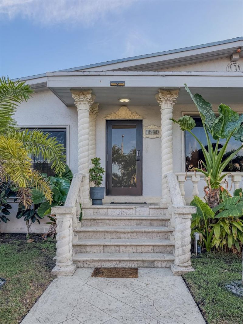 7840 SW 18th Ter, Miami, FL 33155 Photo