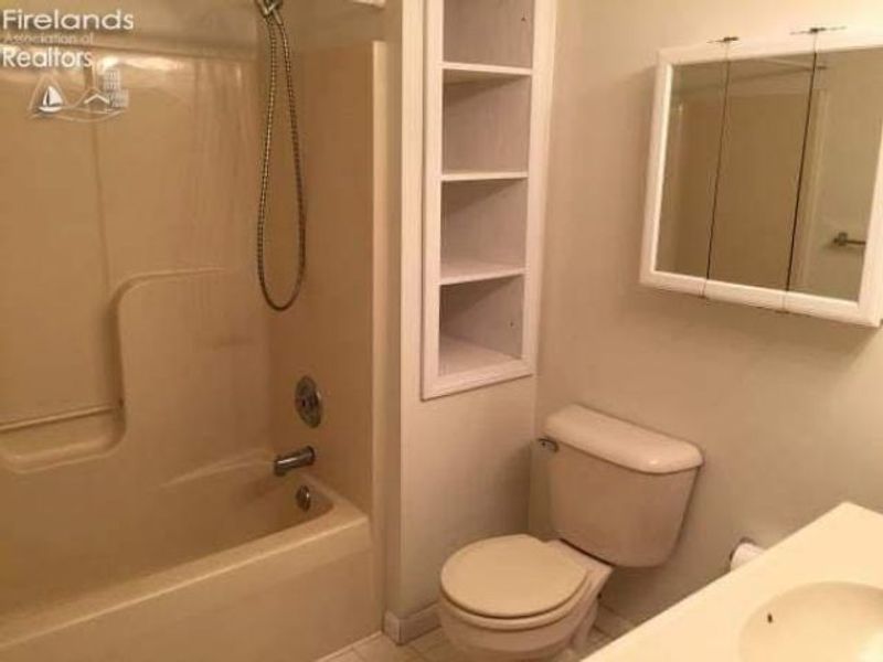 48903 North Ridge Road, Amherst, OH 44001 Photo 11