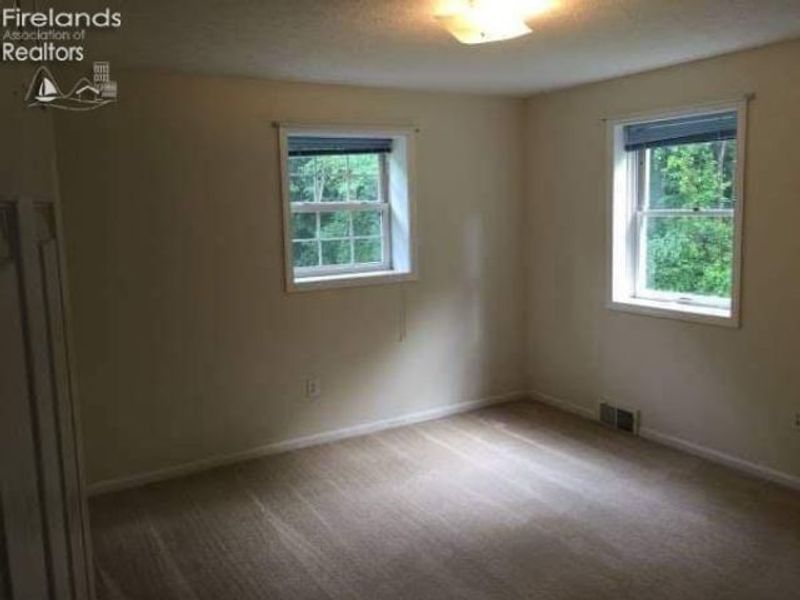 48903 North Ridge Road, Amherst, OH 44001 Photo 8