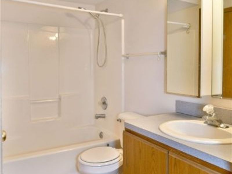 3477 Ivy Hill Circle, Unit B, Cortland, OH 44410 Photo 23