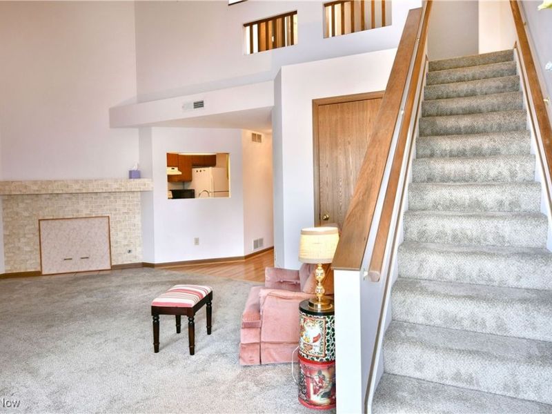 3477 Ivy Hill Circle, Unit B, Cortland, OH 44410 Photo 3