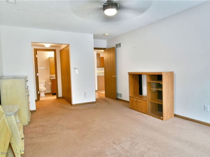 3477 Ivy Hill Circle, Unit B, Cortland, OH 44410 Photo 32