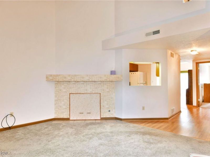 3477 Ivy Hill Circle, Unit B, Cortland, OH 44410 Photo 5