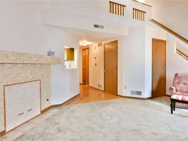 3477 Ivy Hill Circle, Unit B, Cortland, OH 44410 Photo 7