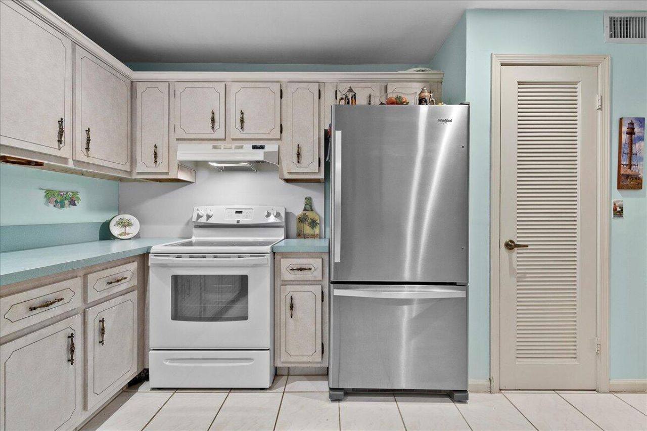 755 Saturn Street, Unit H101, Jupiter, FL 33477 Photo