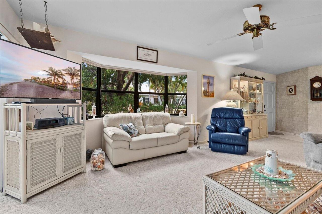 755 Saturn Street, Unit H101, Jupiter, FL 33477 Photo