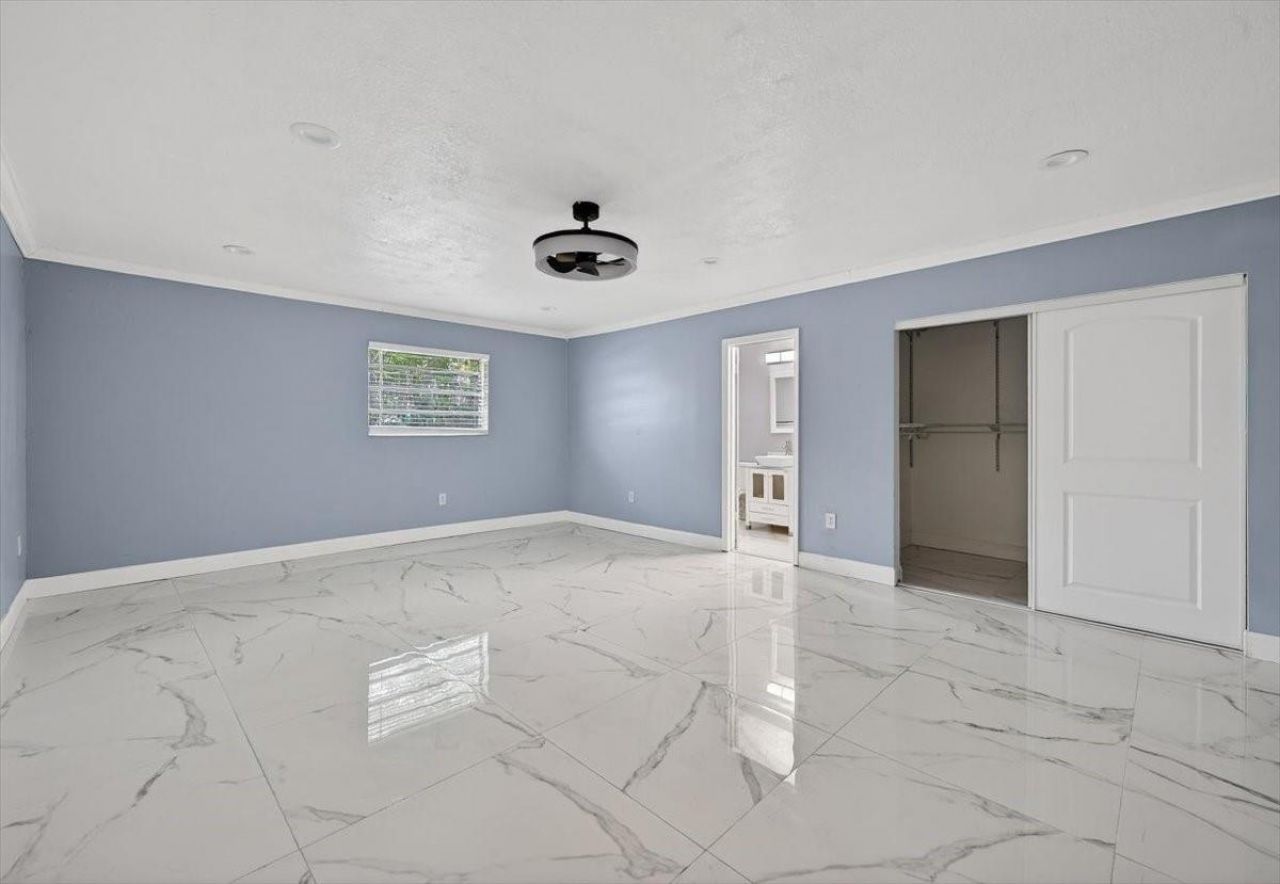 15775 N Miami Avenue, Miami, FL 33169 Photo