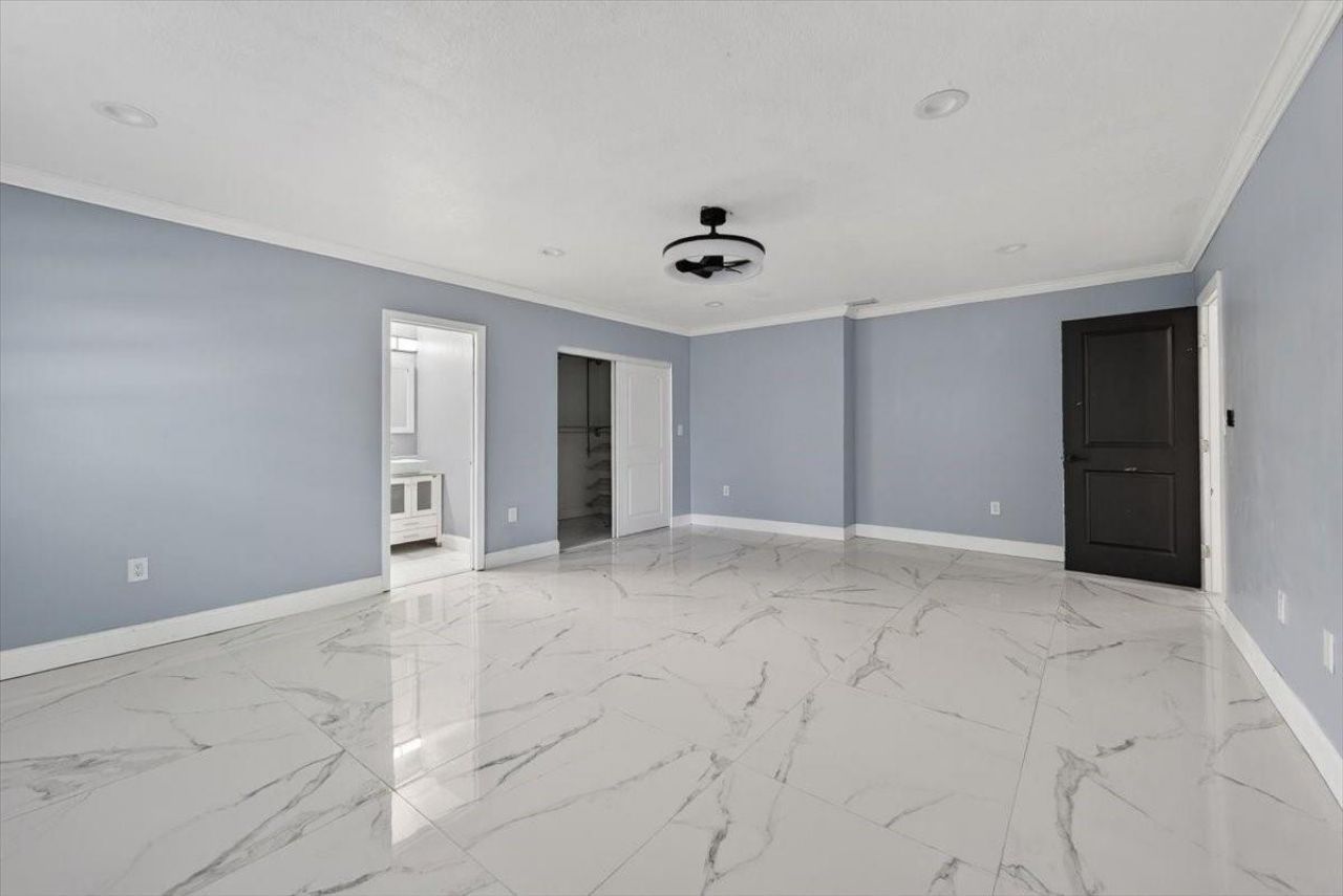 15775 N Miami Avenue, Miami, FL 33169 Photo