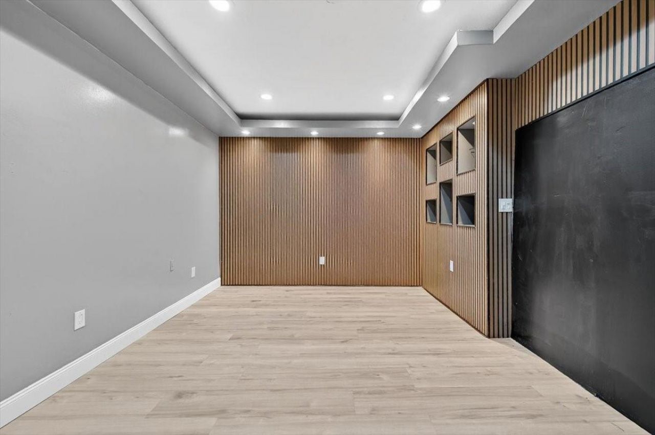 15775 N Miami Avenue, Miami, FL 33169 Photo