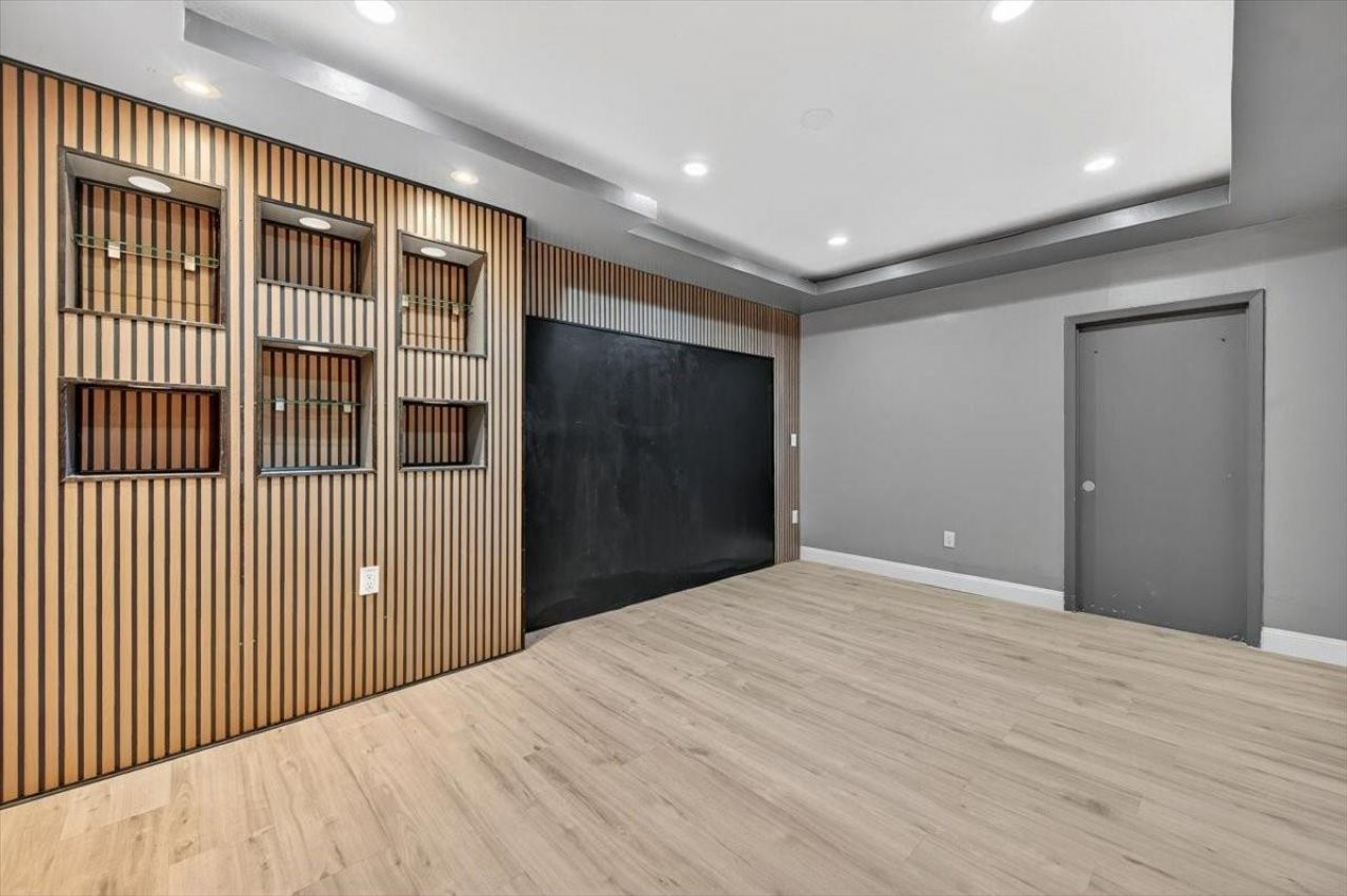 15775 N Miami Avenue, Miami, FL 33169 Photo