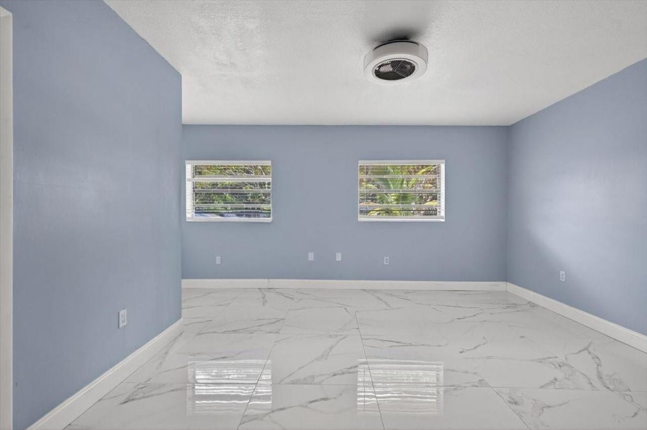 15775 N Miami Avenue, Miami, FL 33169 Photo