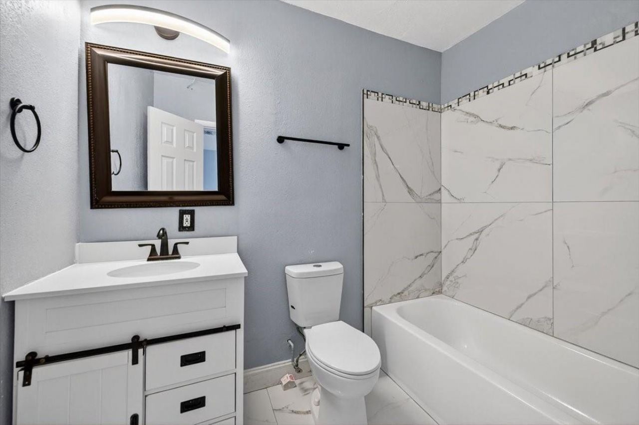 15775 N Miami Avenue, Miami, FL 33169 Photo