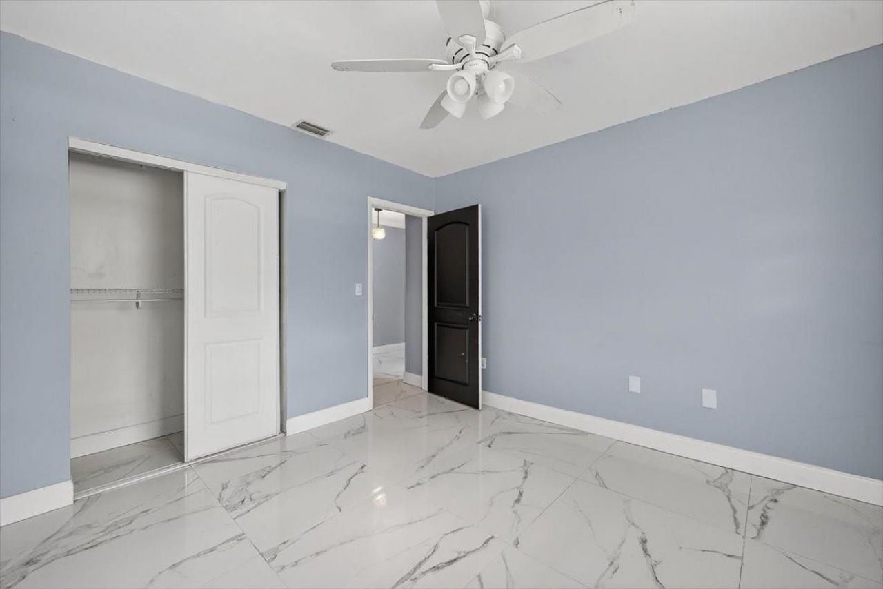 15775 N Miami Avenue, Miami, FL 33169 Photo