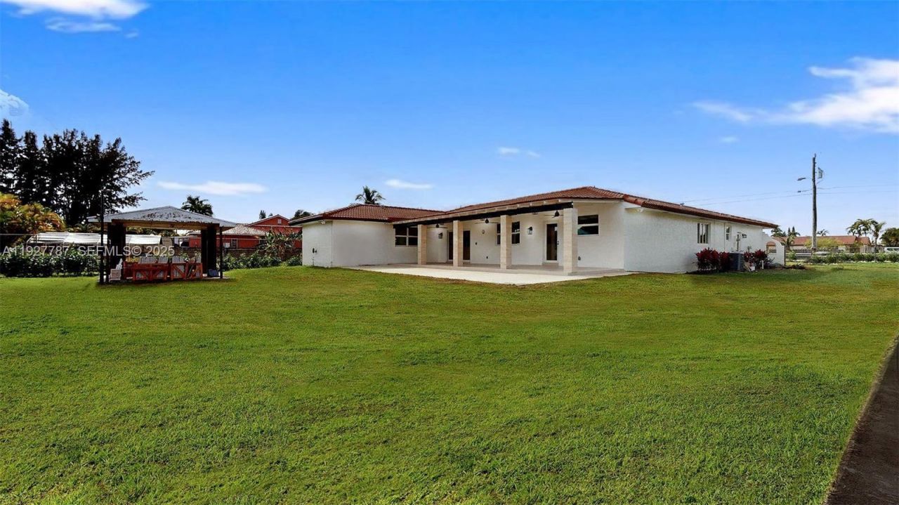 3801 SW 132nd Ave, Miami, FL 33175 Photo