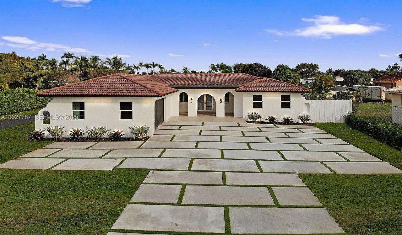 3801 SW 132nd Ave, Miami, FL 33175 Photo