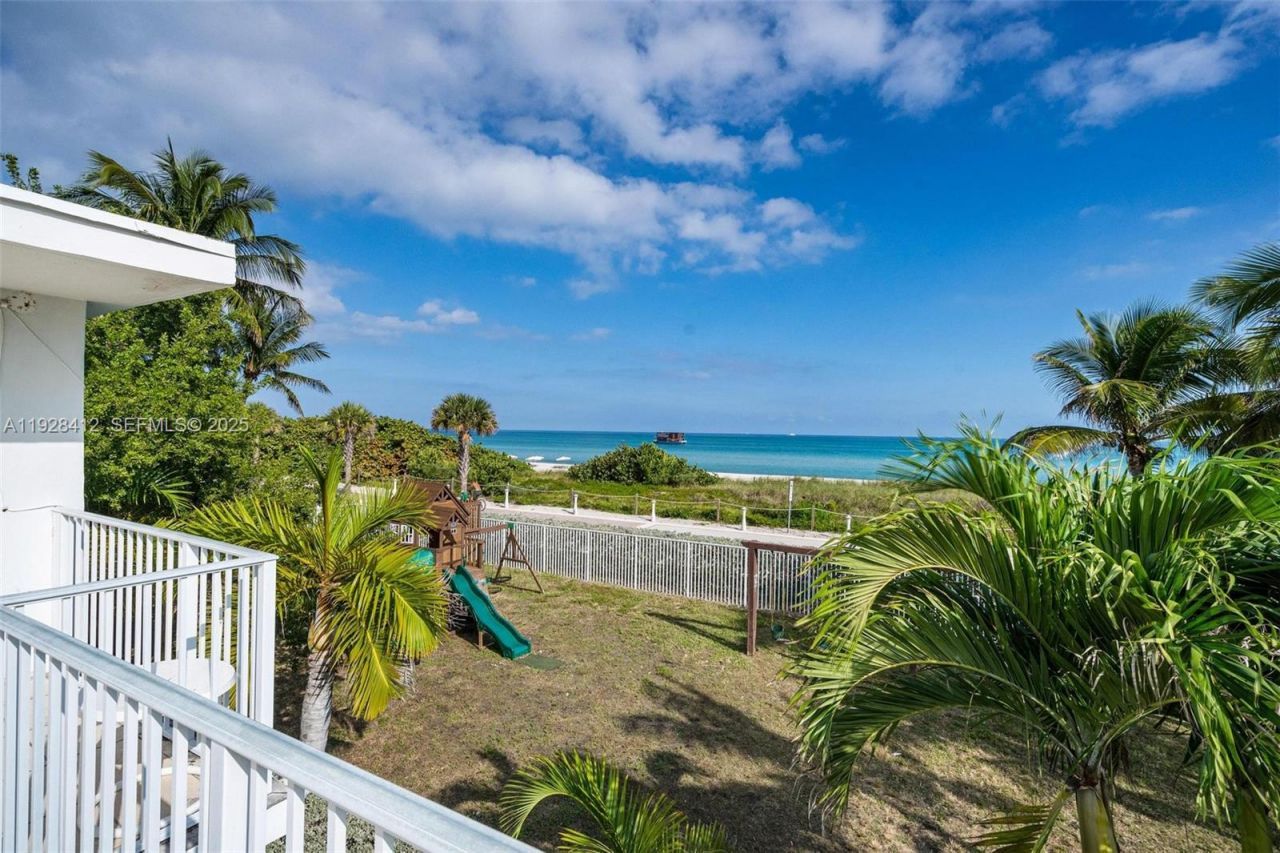 4747 Collins Ave, Unit 207, Miami Beach, FL 33140 Photo