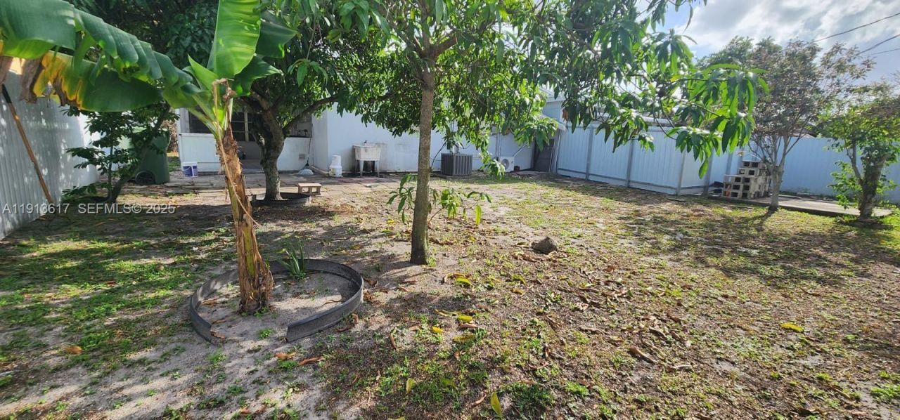 8471 NW 10th St, Hollywood, FL 33024 Photo