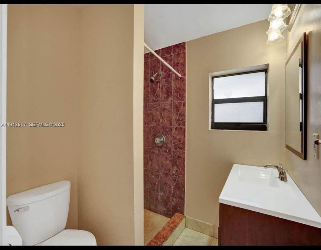 8471 NW 10th St, Hollywood, FL 33024 Photo