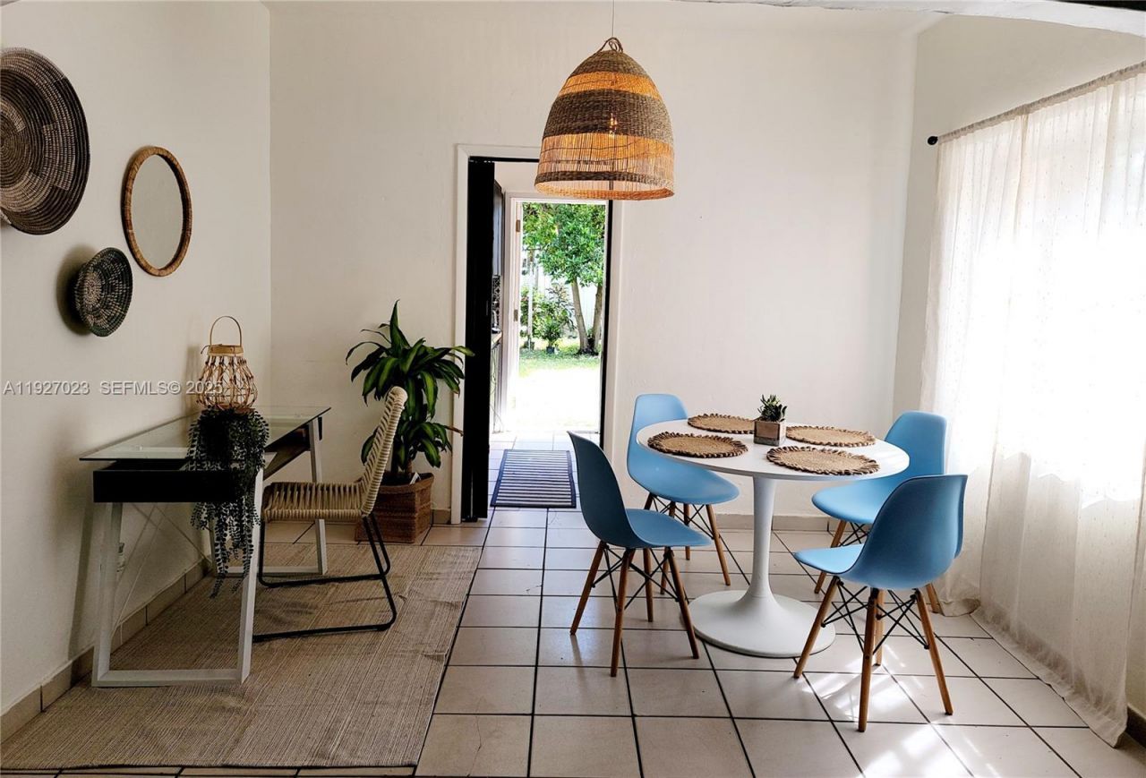 1872 SW 9th St, Miami, FL 33135 Photo